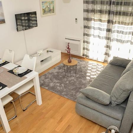 Apartment Leon Sa Privatnim Parkingom Zadar Eksteriør billede