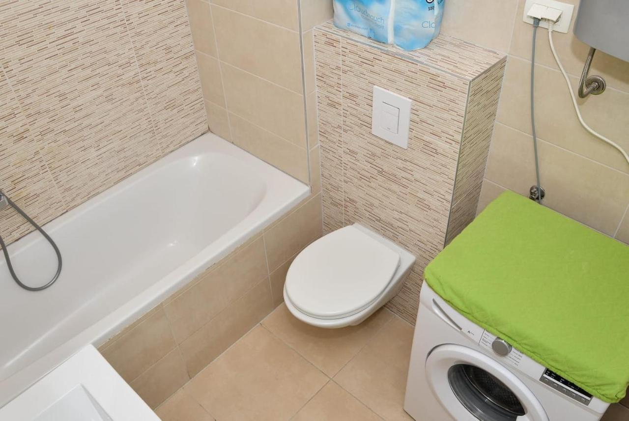 Apartment Leon Sa Privatnim Parkingom Zadar Eksteriør billede