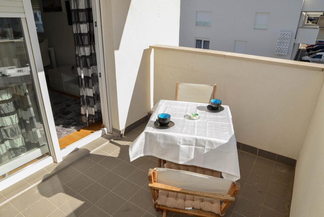 Apartment Leon Sa Privatnim Parkingom Zadar Eksteriør billede
